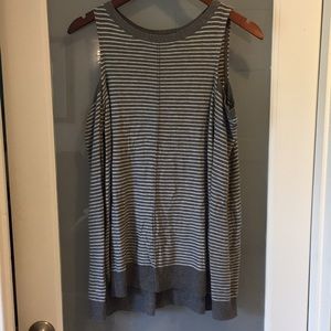 Trouve cut out shoulders sweater